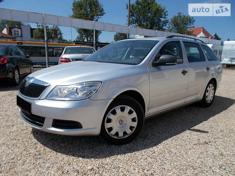 Универсал Skoda Octavia 2012 в 