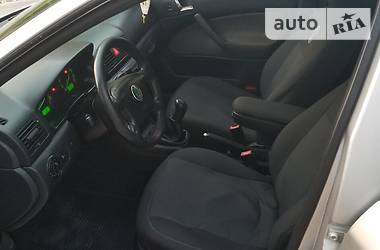 Ліфтбек Skoda Octavia 2001 в 