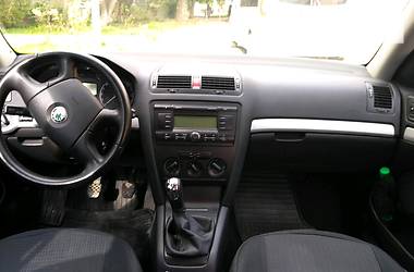 Лифтбек Skoda Octavia 2006 в Львове