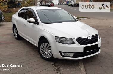 Лифтбек Skoda Octavia 2015 в Краматорске