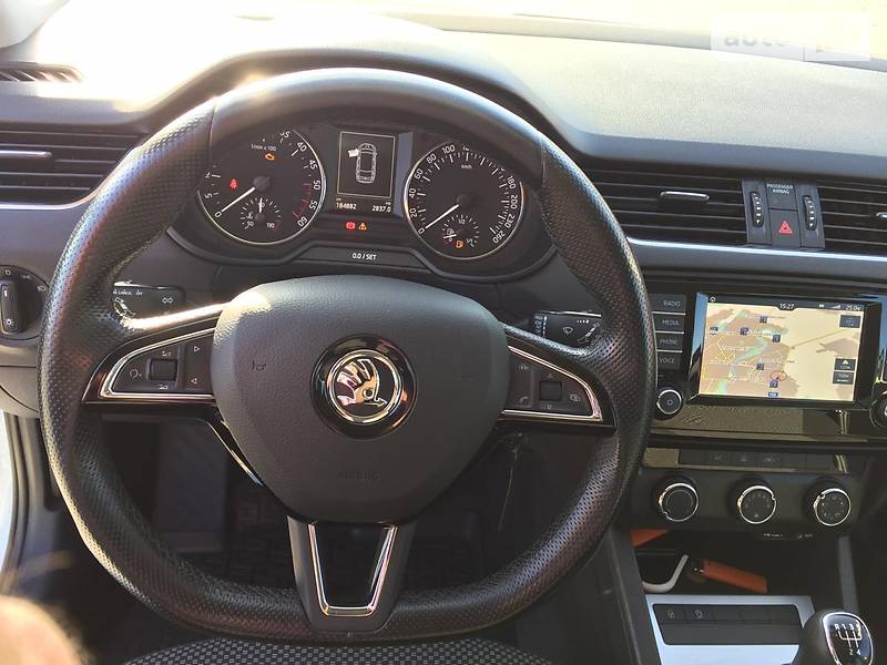 Універсал Skoda Octavia 2016 в Ужгороді