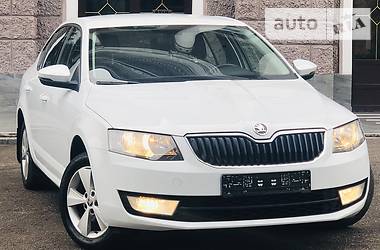 Седан Skoda Octavia 2015 в Каменском