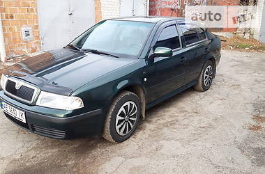 Седан Skoda Octavia 2000 в Днепре