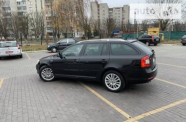 Универсал Skoda Octavia 2010 в Луцке