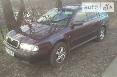 Универсал Skoda Octavia 2000 в Сваляве