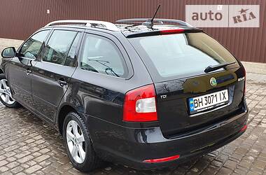 Универсал Skoda Octavia 2012 в Первомайске