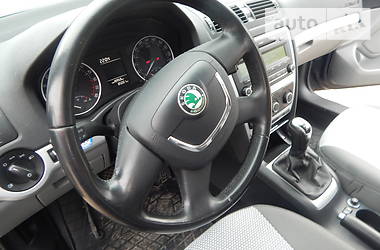 Хетчбек Skoda Octavia 2011 в Кельменцях