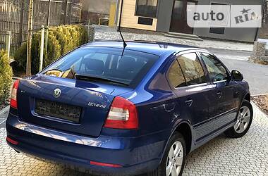 Седан Skoda Octavia 2011 в 
