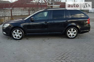 Универсал Skoda Octavia 2010 в Любешове