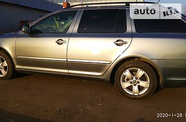 Універсал Skoda Octavia 2012 в 