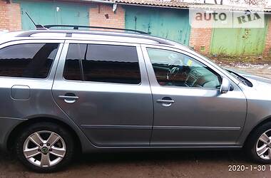Універсал Skoda Octavia 2012 в 