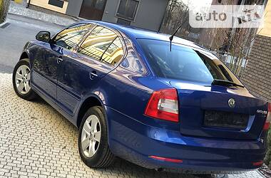 Седан Skoda Octavia 2011 в 