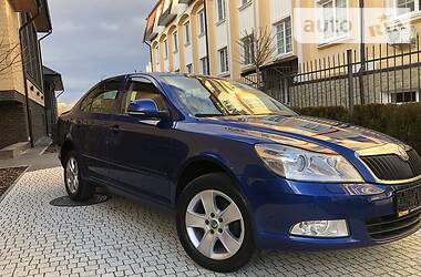 Седан Skoda Octavia 2011 в 