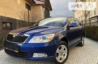 Седан Skoda Octavia 2011 в 