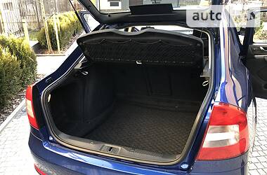 Седан Skoda Octavia 2011 в 