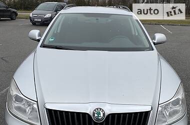 Універсал Skoda Octavia 2010 в 