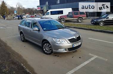 Універсал Skoda Octavia 2009 в Івано-Франківську