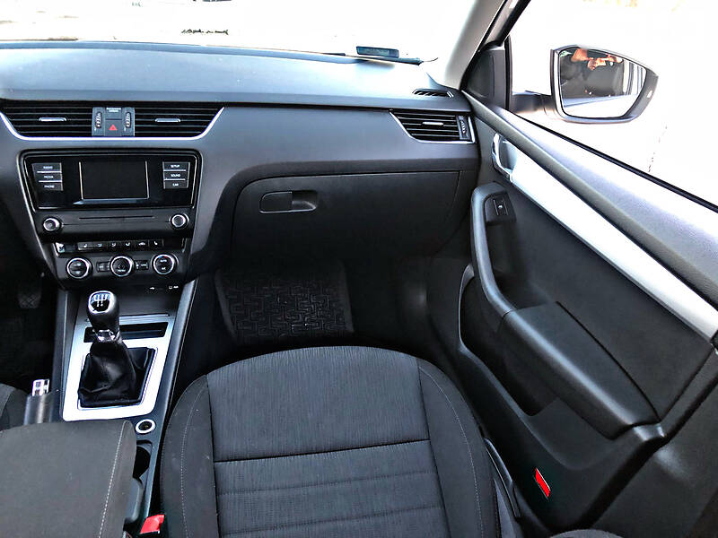 Універсал Skoda Octavia 2015 в Береговому