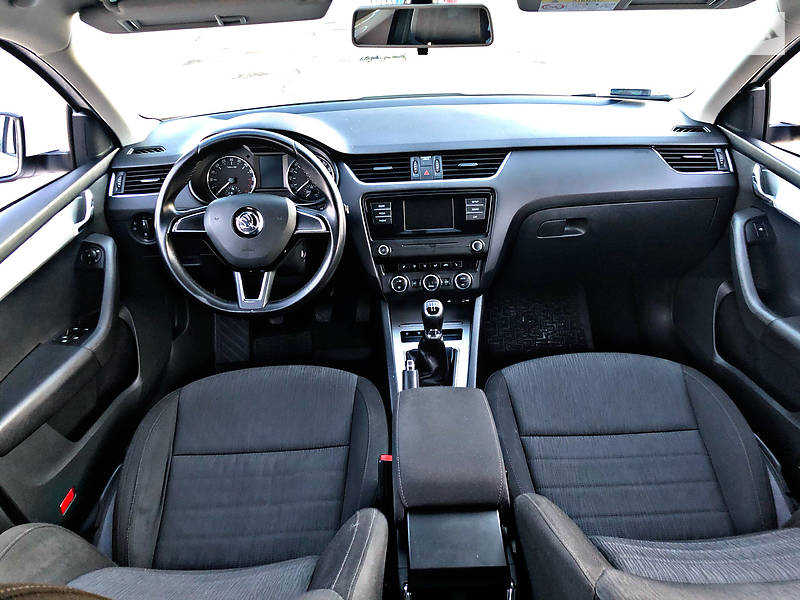 Універсал Skoda Octavia 2015 в Береговому