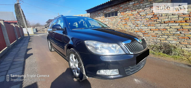 Універсал Skoda Octavia 2010 в Володимирі