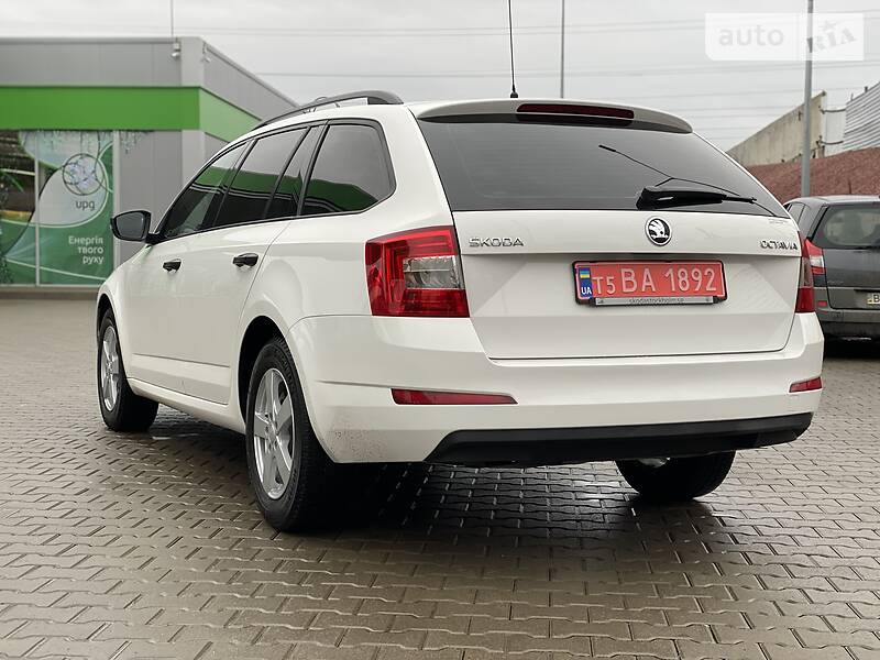 Універсал Skoda Octavia 2015 в Рівному
