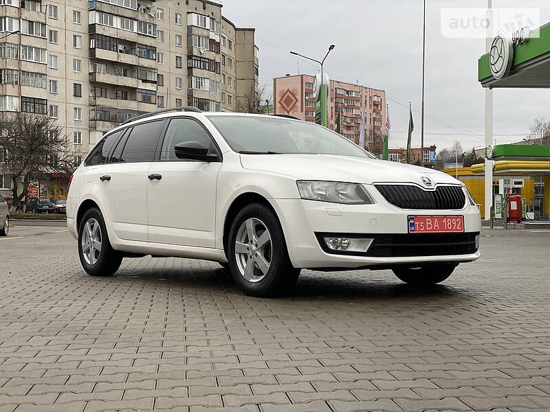 Універсал Skoda Octavia 2015 в Рівному