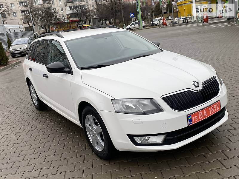 Універсал Skoda Octavia 2015 в Рівному