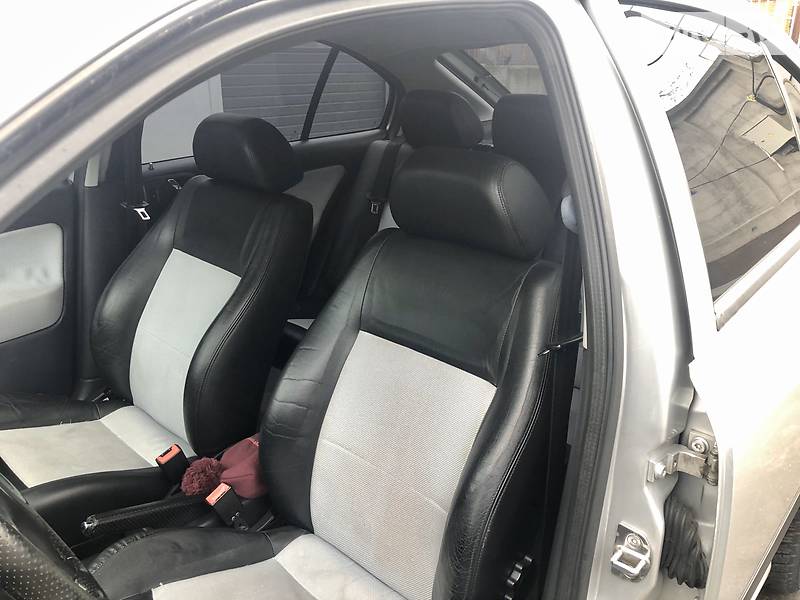 Ліфтбек Skoda Octavia 2001 в Харкові
