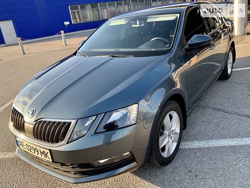 Хетчбек Skoda Octavia 2017 в Дніпрі
