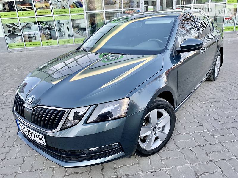 Хетчбек Skoda Octavia 2017 в Дніпрі
