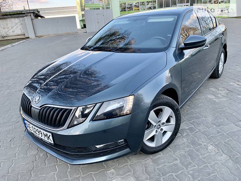 Хетчбек Skoda Octavia 2017 в Дніпрі