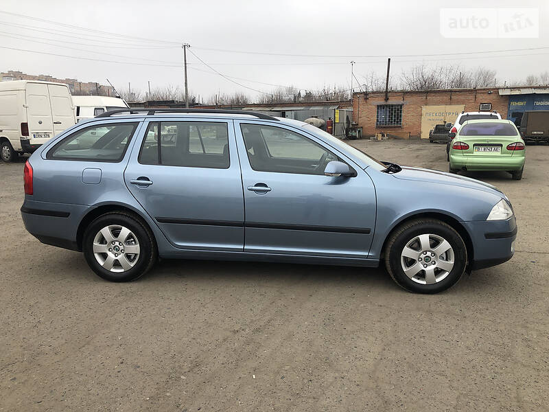 Универсал Skoda Octavia 2008 в Полтаве