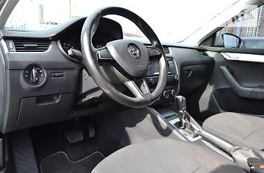 Седан Skoda Octavia 2015 в 