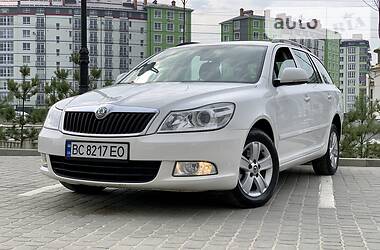 Універсал Skoda Octavia 2011 в 