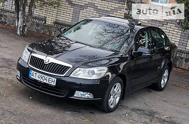 Седан Skoda Octavia 2008 в Ивано-Франковске