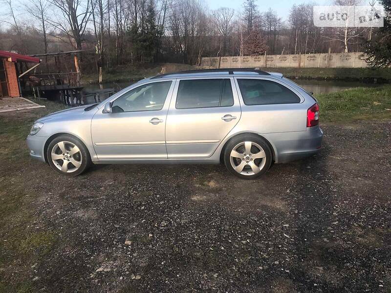 Універсал Skoda Octavia 2010 в Мостиській