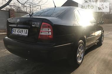 Хетчбек Skoda Octavia 2005 в 