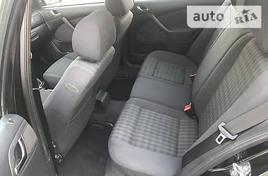 Хетчбек Skoda Octavia 2005 в 