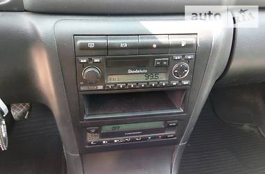 Хетчбек Skoda Octavia 2001 в 