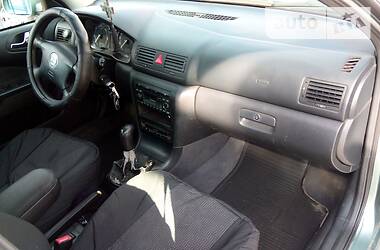 Хетчбек Skoda Octavia 2001 в 