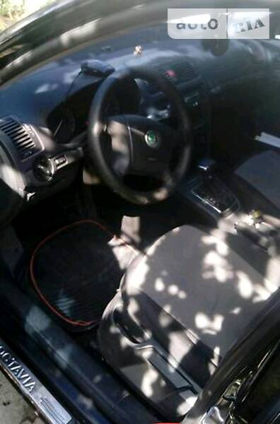 Ліфтбек Skoda Octavia 2006 в Маріуполі