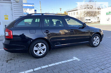 Універсал Skoda Octavia 2010 в 