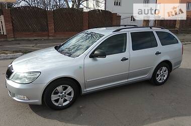 Універсал Skoda Octavia 2011 в 
