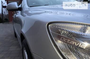 Універсал Skoda Octavia 2010 в 