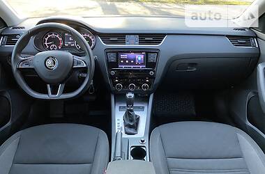 Седан Skoda Octavia 2018 в 