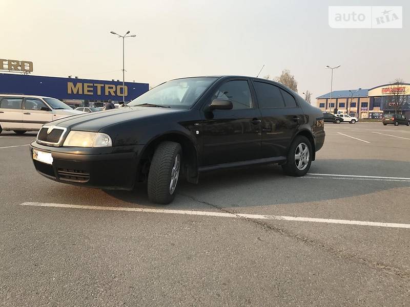 Седан Skoda Octavia 2004 в Житомирі