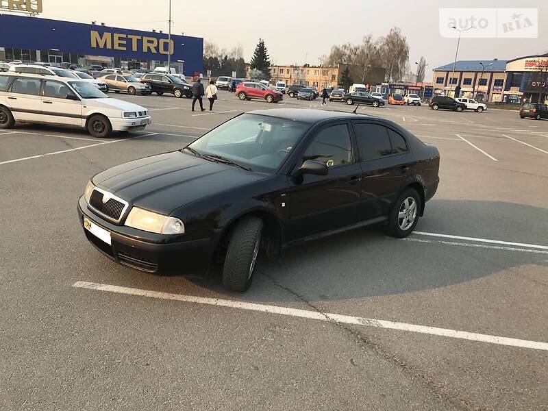 Седан Skoda Octavia 2004 в Житомирі