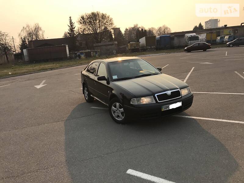 Седан Skoda Octavia 2004 в Житомирі