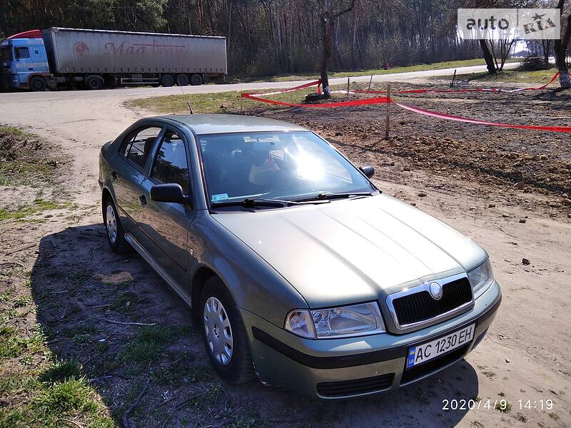Хетчбек Skoda Octavia 2002 в Луцьку