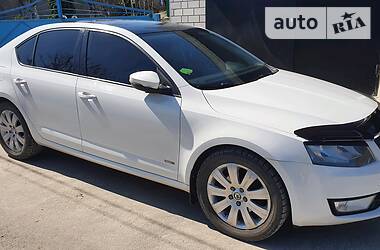 Хетчбек Skoda Octavia 2013 в 